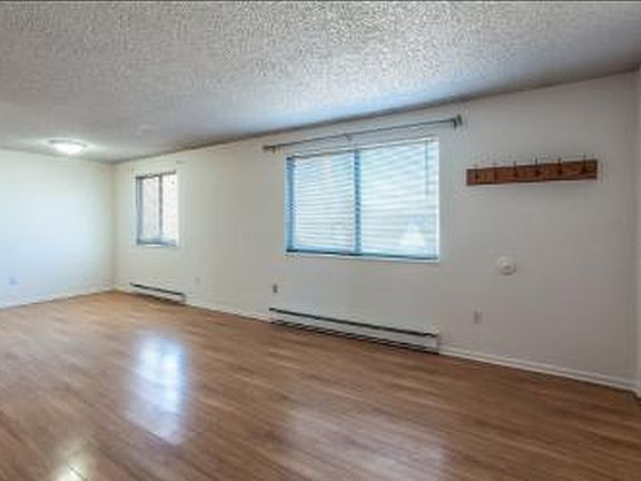 2nd image of 1244 Maple St