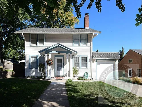 4806 Webster St Photo 1