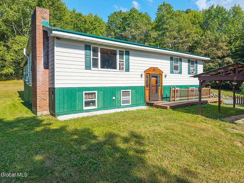 4th image of 348 Norton Road