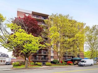 164 Galen St APT 64, Watertown, MA 02472