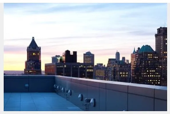 Rented by Red Star New York | media 16