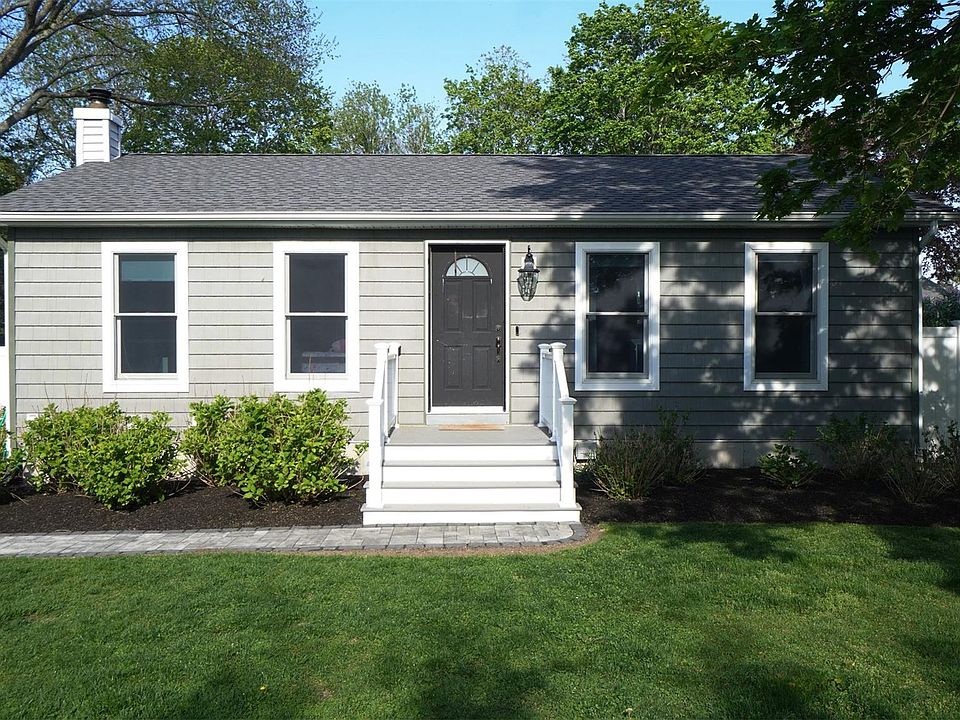 1st image of 64 Sandy Hollow Court