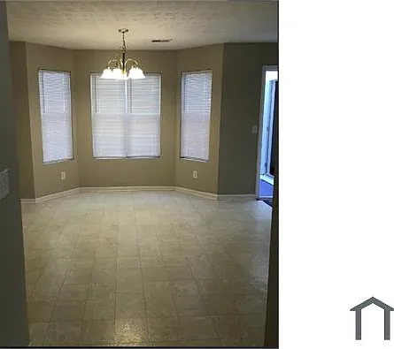 5786 Strathmoor Manor Cir — Photo 11