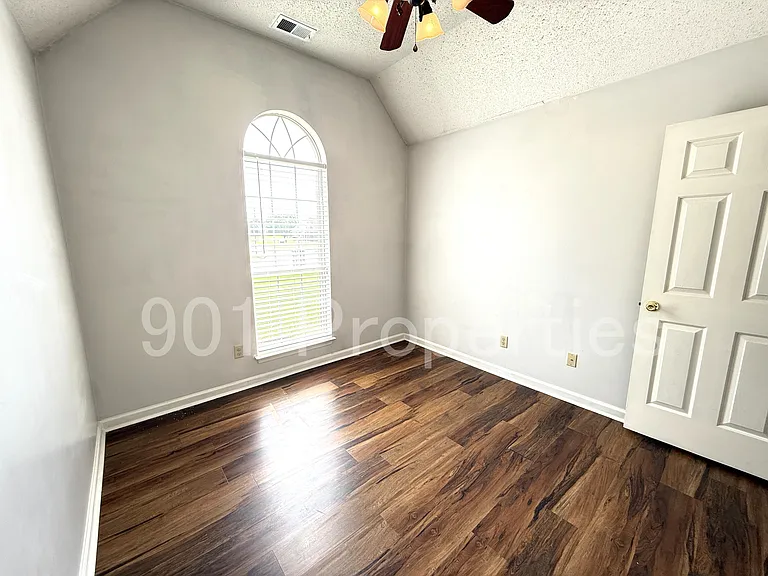 40 Garden View Dr — Photo 11