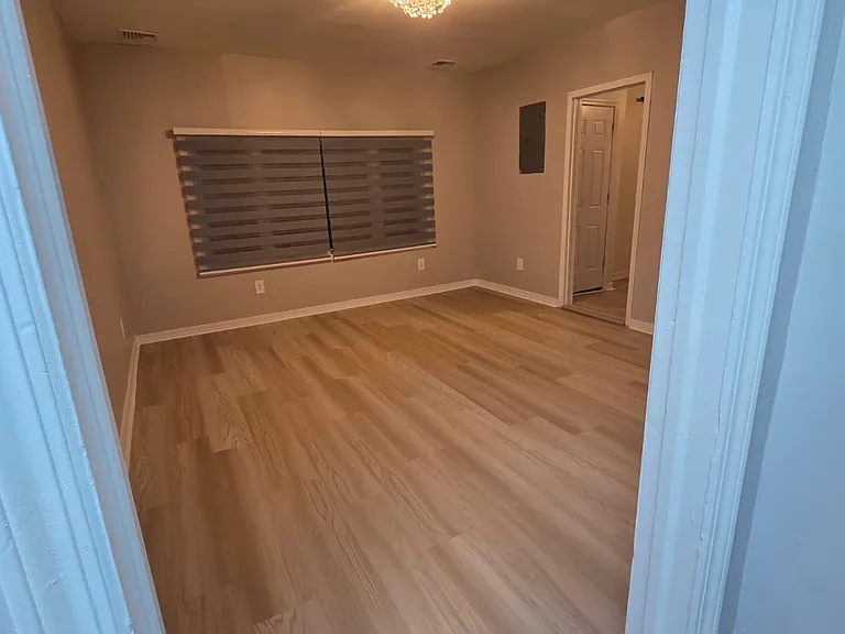 148 Clay St #2 — Photo 6