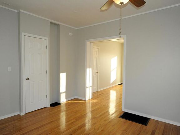 3rd image of 353 Atlas Ave SE