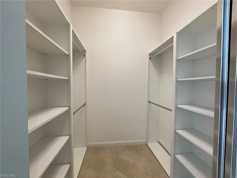 7710 Tommasi Ct — Photo 16