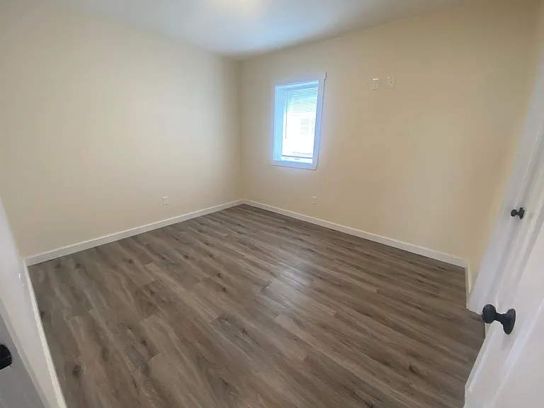 451 S Main St — Photo 9