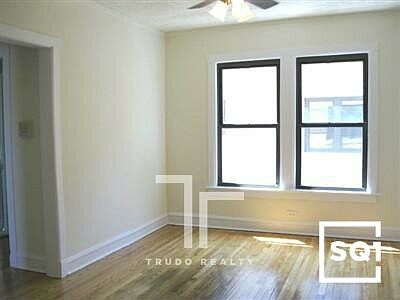 1st image of 2647 N Spaulding Ave #26533E