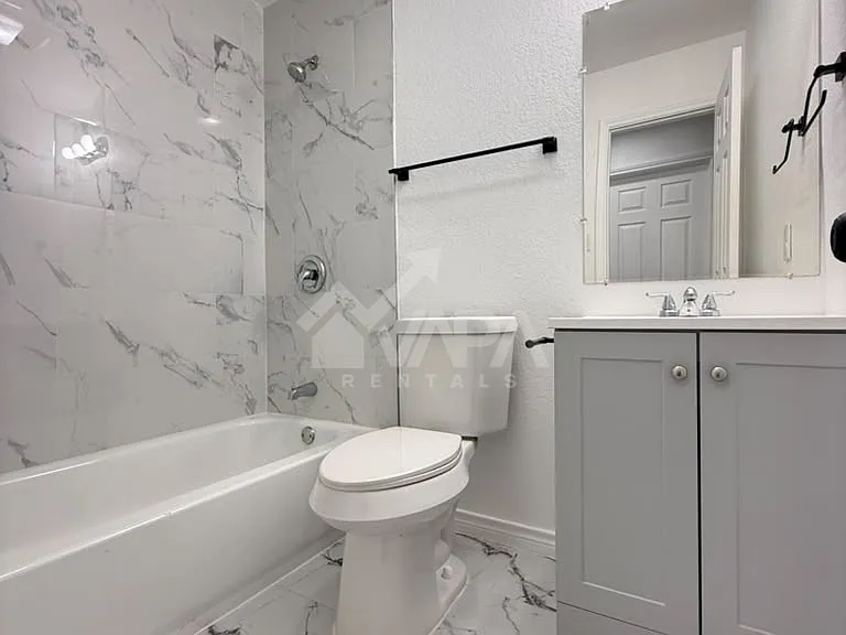 4558 Los Ranchitos St — Photo 12