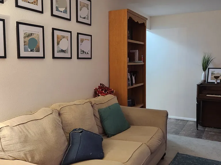 1401 N Peachtree Dr E — Photo 4