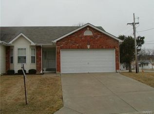 1001 Arlington Way, Warrenton, MO 63383