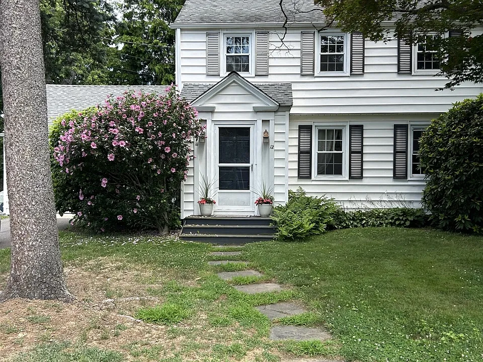 12 Southfield Rd