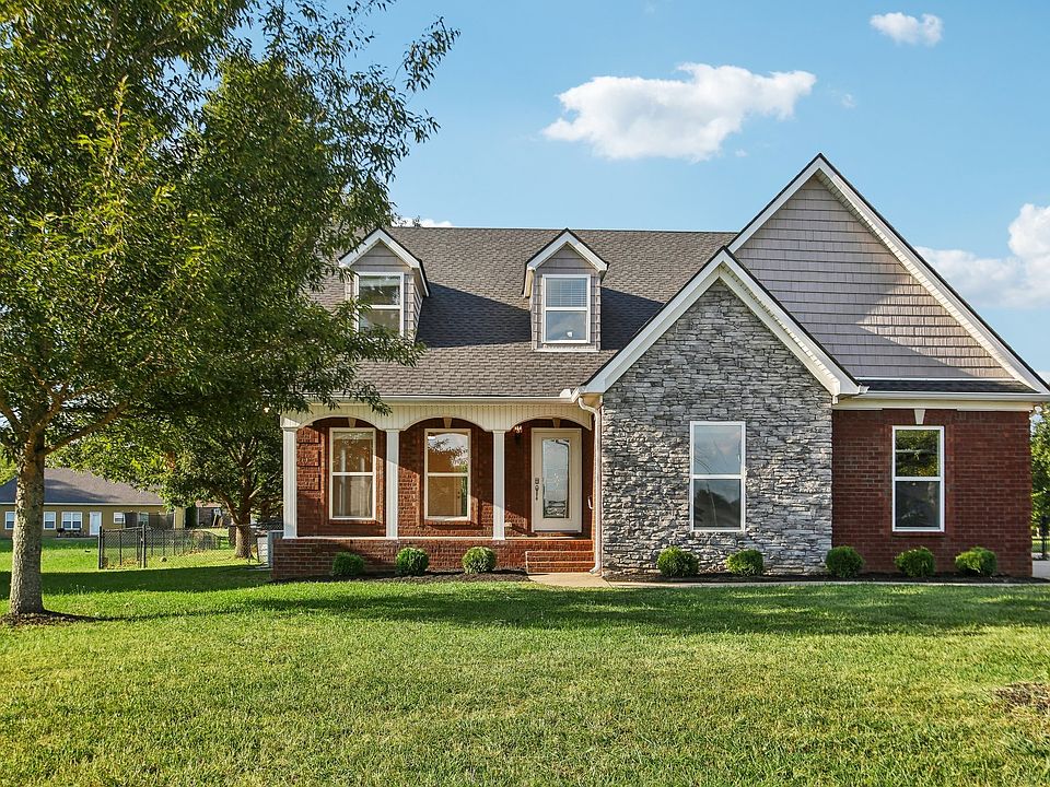 1st image of 626 Crosswood Ct