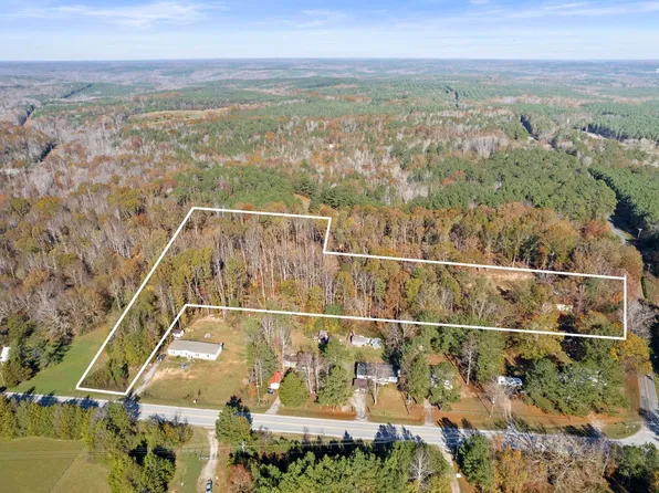 155 Grace Chapel Rd, Enoree, SC 29335