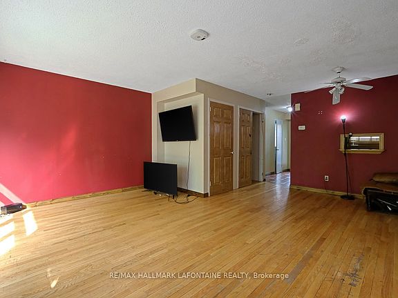 5th image of 3145 Olympic Way #39
