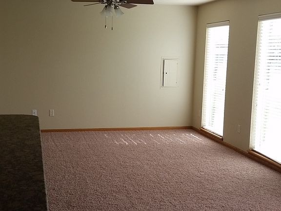5th image of 11051 N 144th St