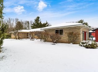 99 Sharon Rd SW, Pataskala, OH 43062