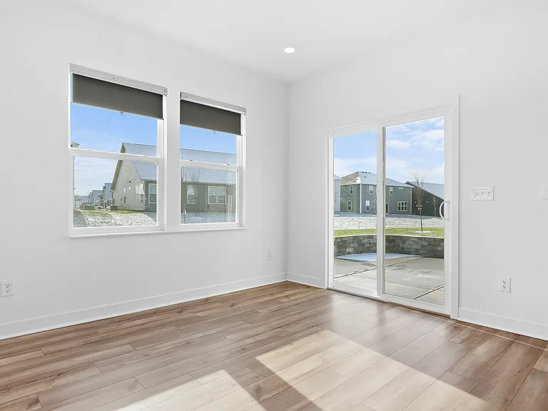 6261 Balsam Ct — Photo 11