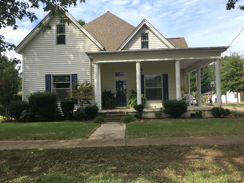 122 E. Mitchell Street