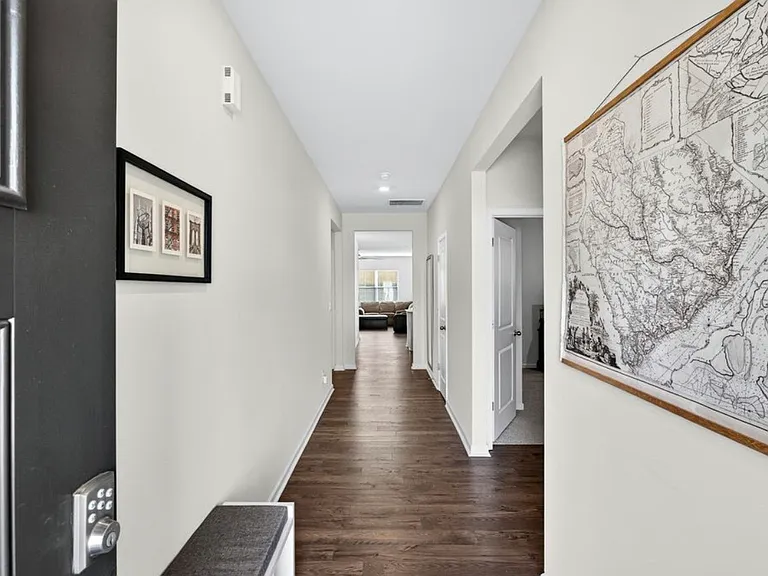 462 Fenwick Dr — Photo 6