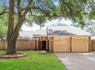 15911 Walnut Wood Dr, Houston, TX 77084