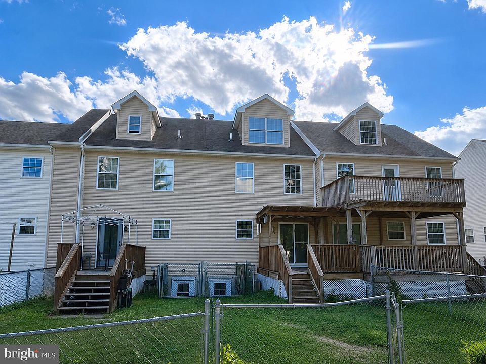 2nd image of 21 Marsh Creek Ln