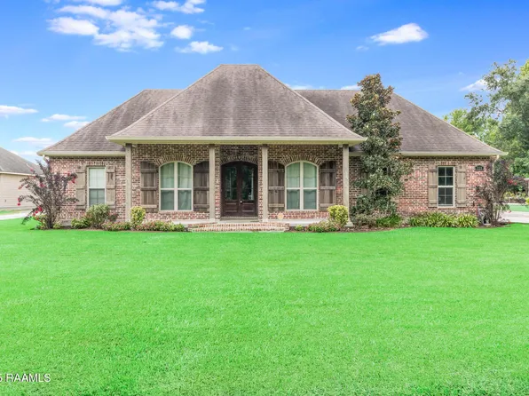111 Sunset Dr, Rayne, LA 70578