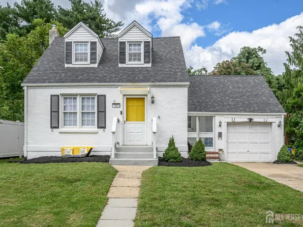 28 2nd St, Old Bridge, NJ 08857