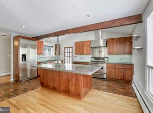 6904 Hickory Hill Rd, Falls Church, VA 22042