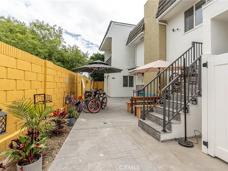 15594 Dawnson — Photo 1