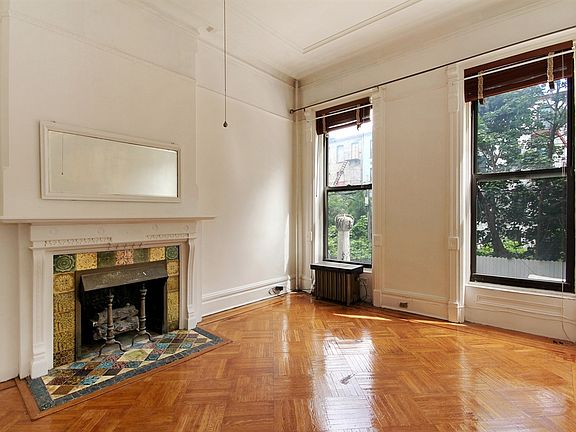 3rd image of 186 Mac Donough St