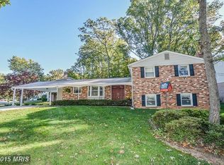 6717 Reynard Dr, Springfield, VA 22152