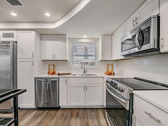 4th image of 3643 Bedford St