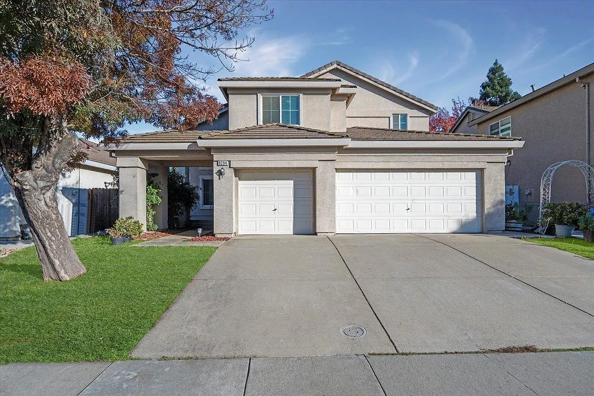 8294 Primoak Way photo 1