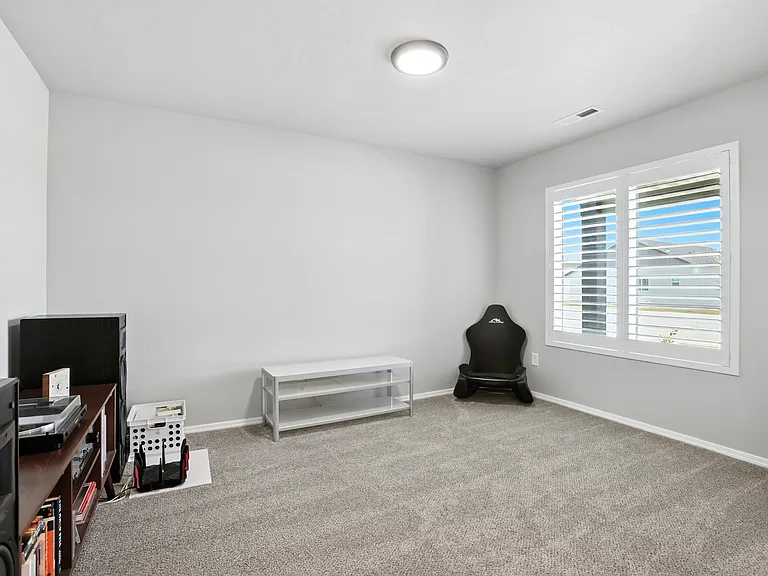 1855 SW Besra Dr — Photo 10