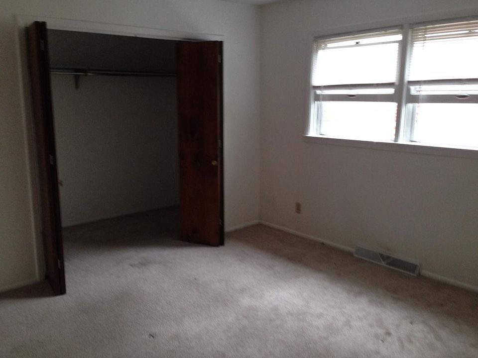 2nd image of 2309 Westchester Blvd