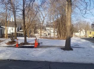 117 4th St, Bangor, ME 04401