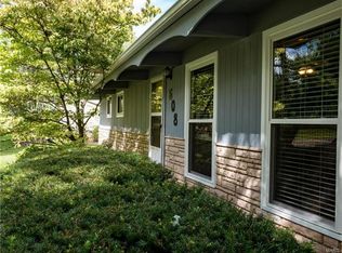 508 Wicklow Dr, Ballwin, MO 63021