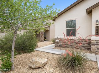 7048 Chaco St, Las Cruces, NM 88012