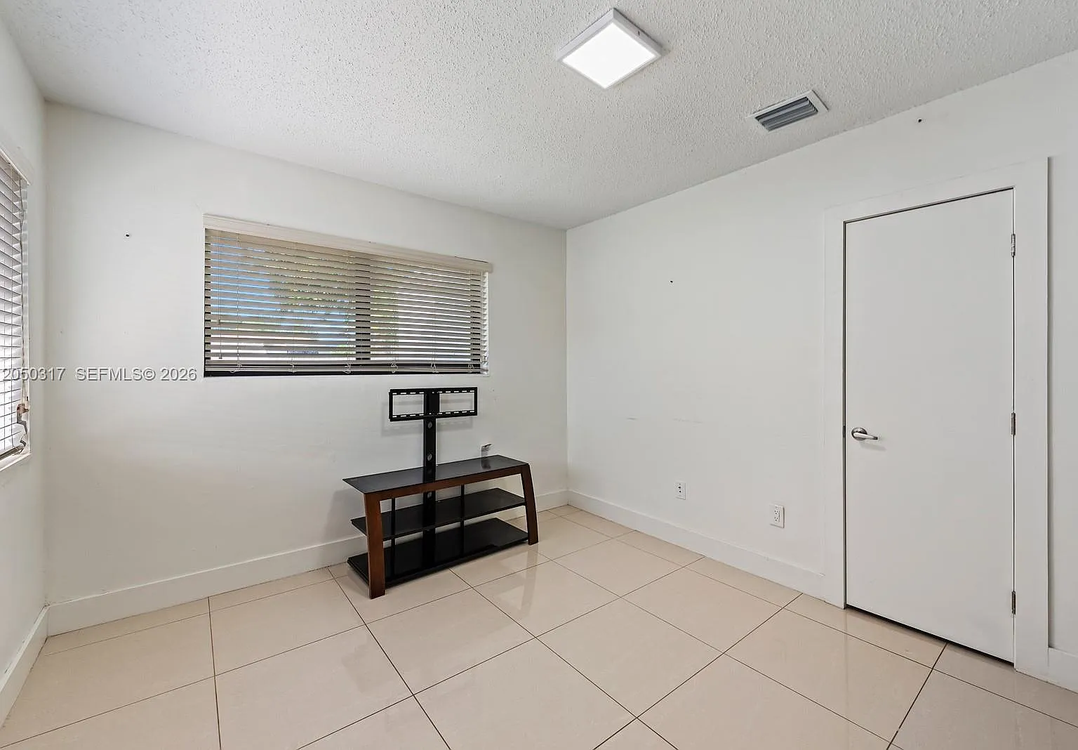 Cravatts Allapattah Homes — Photo 2