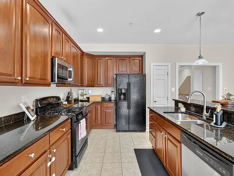 630 Pelican Ave #1 — Photo 10