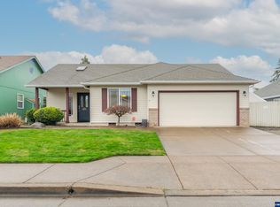 2153 Steelhead Ct, Lebanon, OR 97355