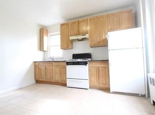 198 W Lincoln Ave APT 3, Mount Vernon, NY 10550