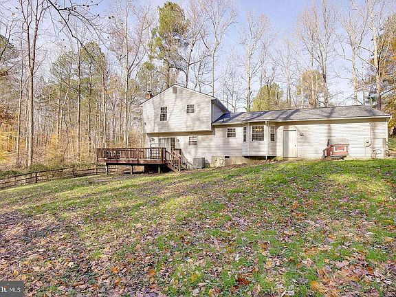 3rd image of 2825 Karen Dr