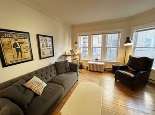 327 Kedzie St APT 1, Evanston, IL 60202