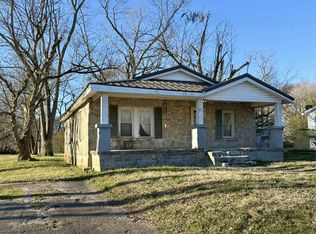 431 5th St, Lawrenceburg, TN 38464