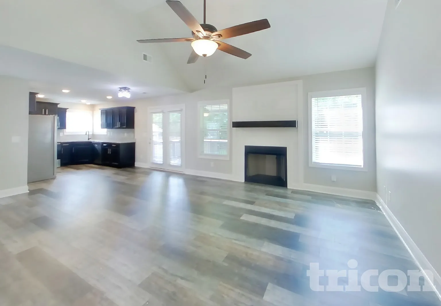 492 Woodtrace Drive Clarksville TN — Photo 2