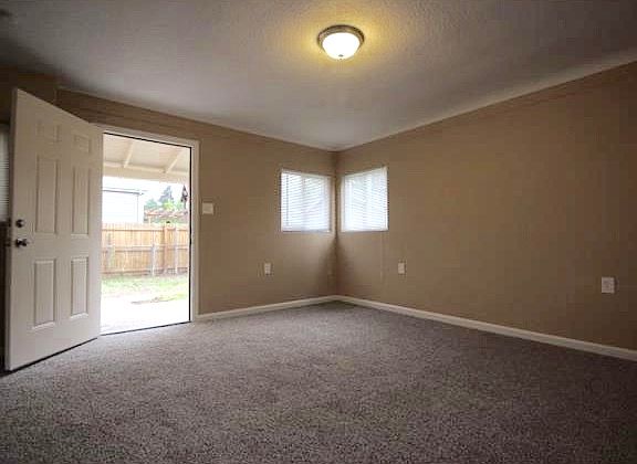 Master Bedroom Empty