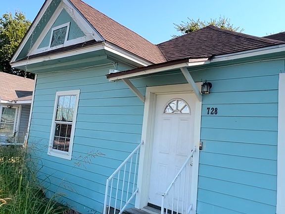 2nd image of 728 S HACKBERRY ST